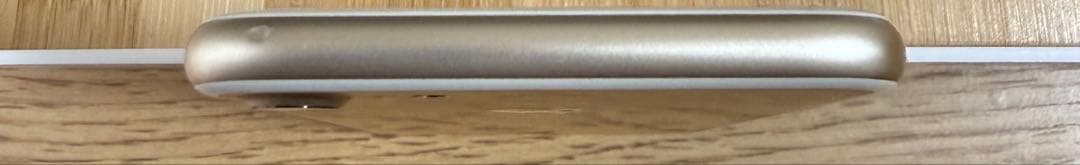 iPhone 7 32GB ゴールド　バッテリー容量94% SIMフリー