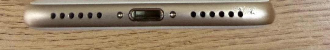 iPhone 7 32GB ゴールド　バッテリー容量94% SIMフリー