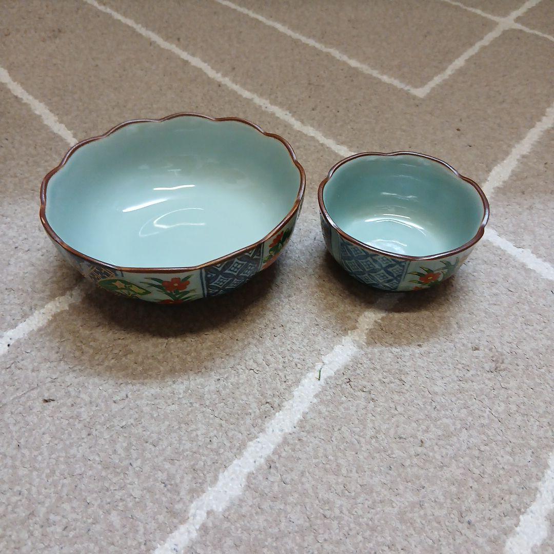 有田焼　西峰　花柄と幾何学模様の鉢・ボウルセット 10個