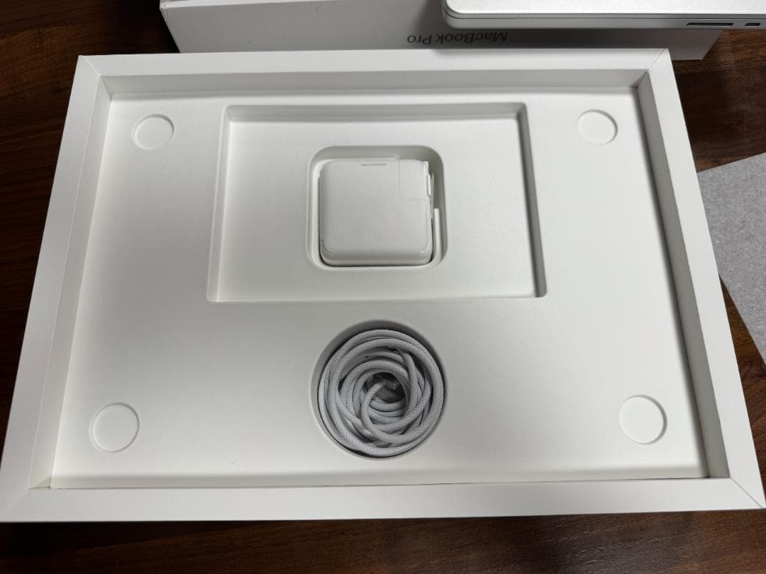 14インチ MacBook Pro M4 16GB/1TB JIS