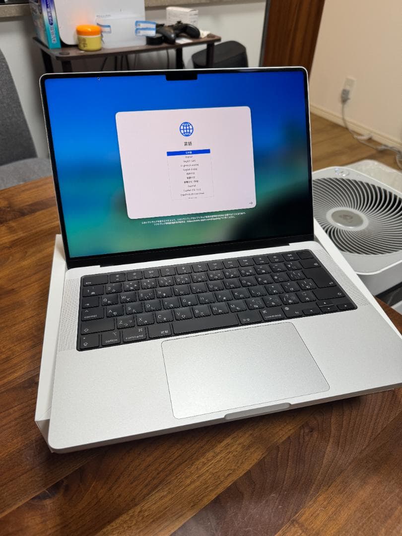 14インチ MacBook Pro M4 16GB/1TB JIS