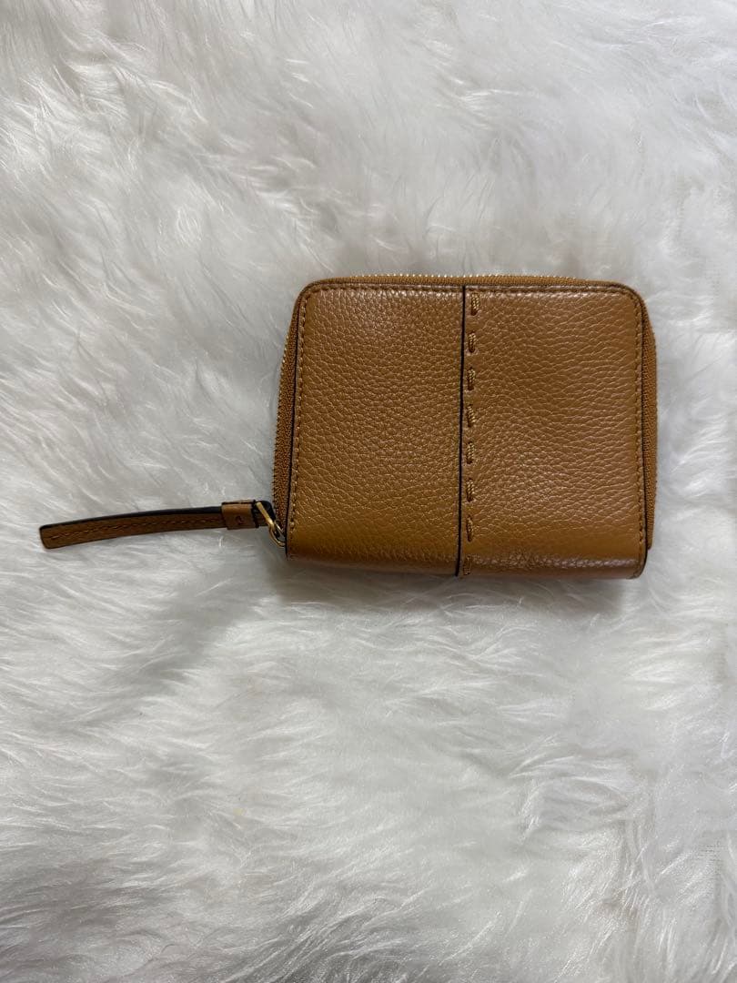 TORY BURCH トリーバーチ 二つ折り財布