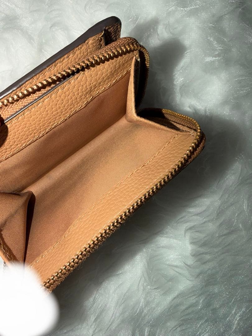 TORY BURCH トリーバーチ 二つ折り財布