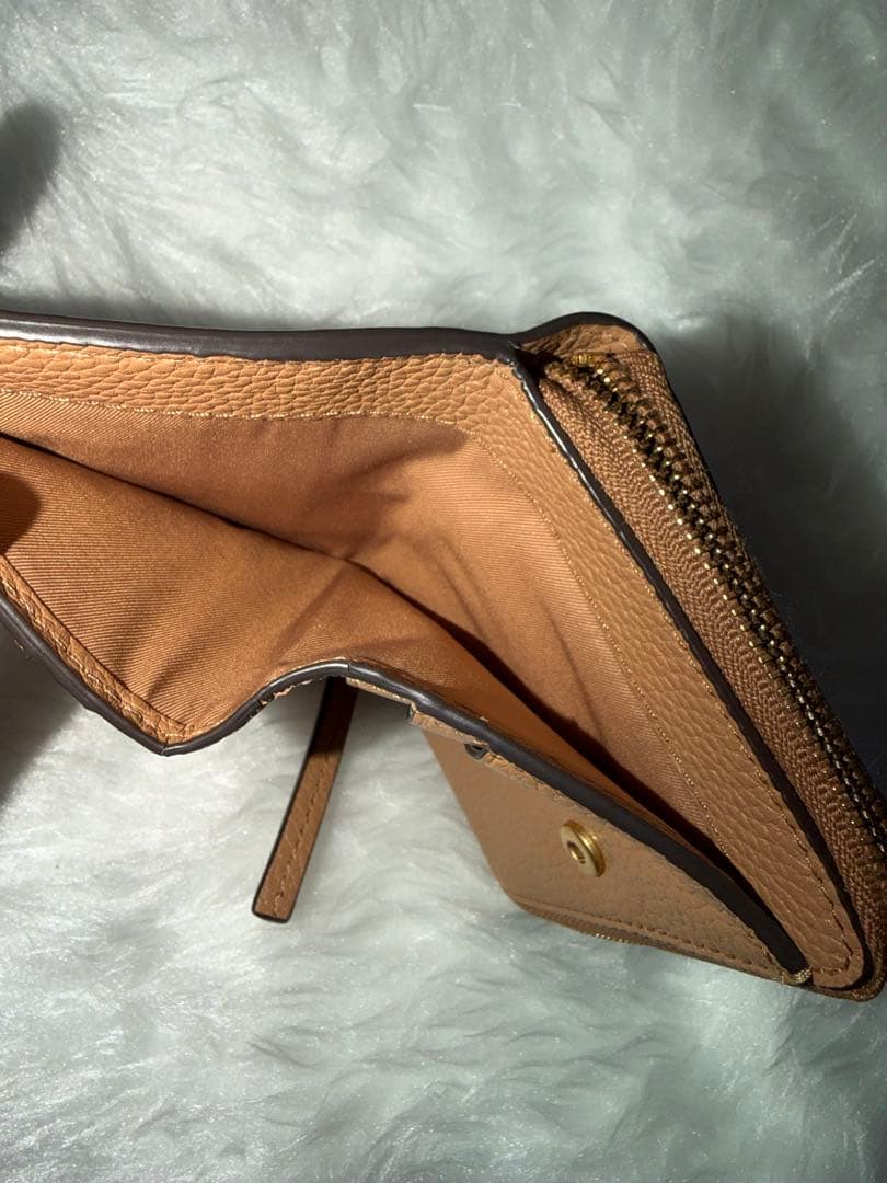 TORY BURCH トリーバーチ 二つ折り財布