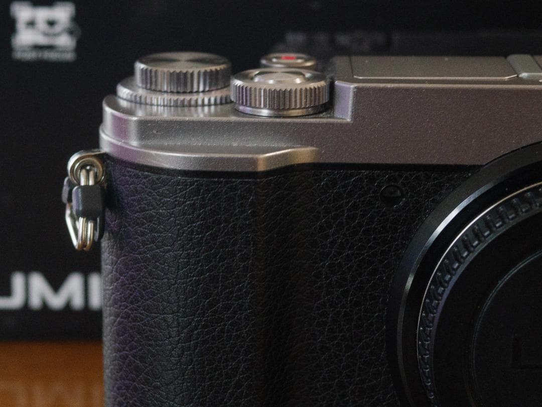 【24年5月購入】LUMIX DC-GX9 シルバー（GX7mk3海外モデル）