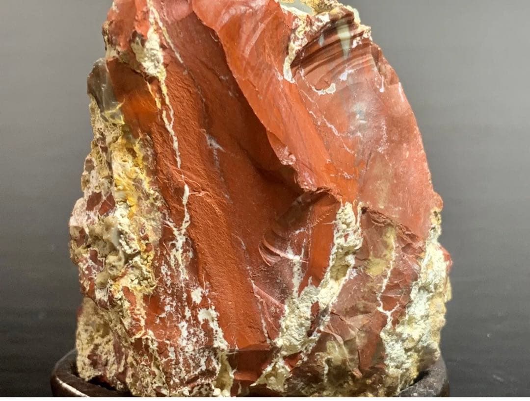 佐渡錦紅石  佐渡赤玉石 ウブ 横3.5×高8×奥行3.5(cm) 180g