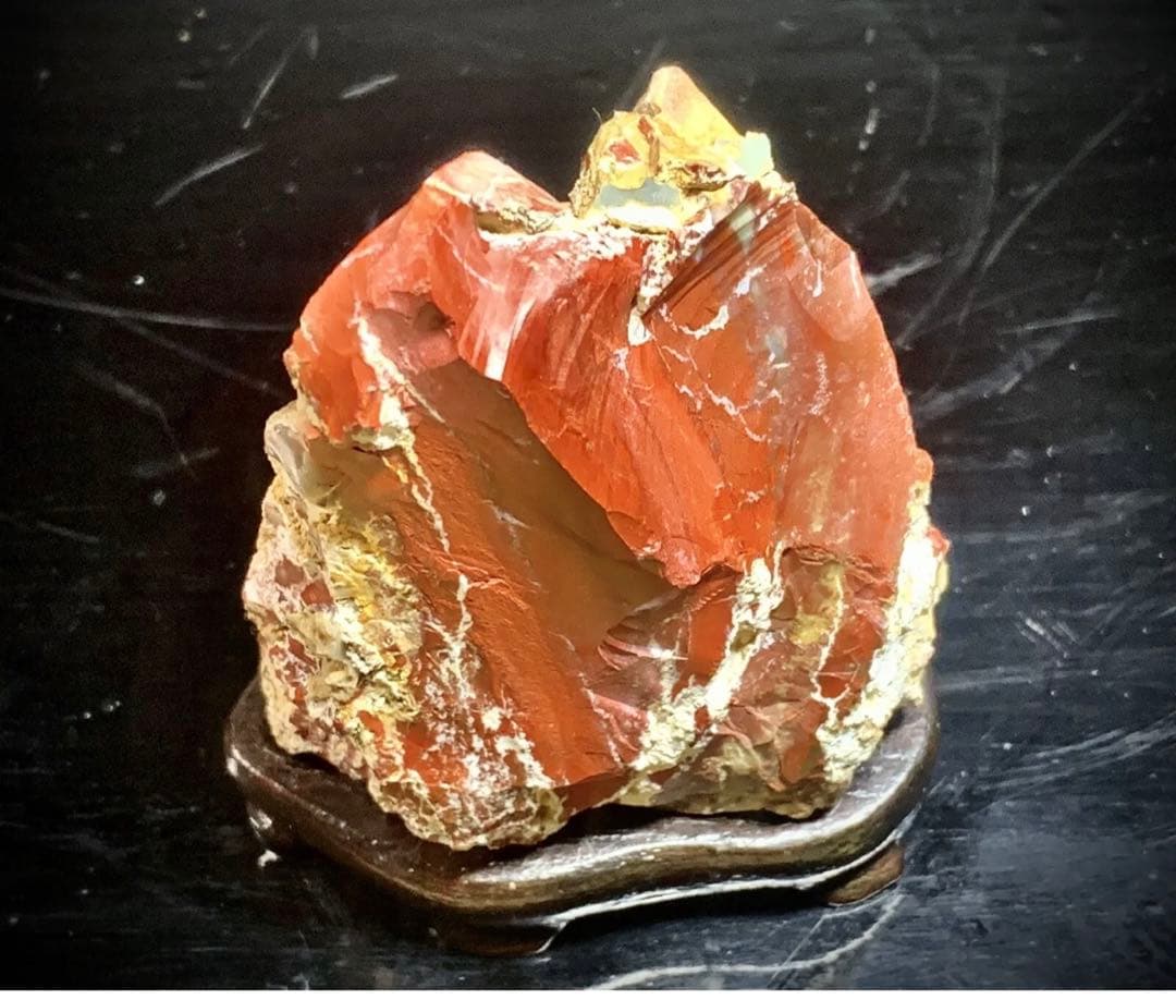 佐渡錦紅石  佐渡赤玉石 ウブ 横3.5×高8×奥行3.5(cm) 180g