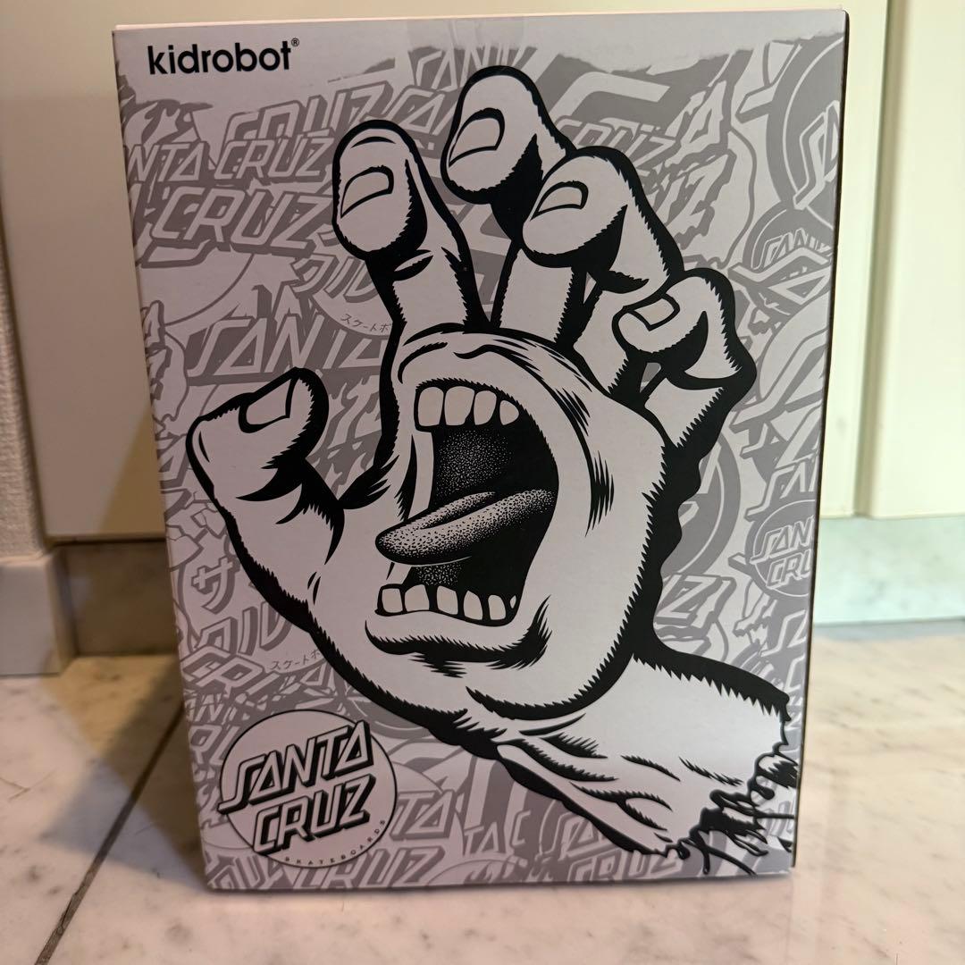 Kidrobot screaming Hand フィギュア ホワイト