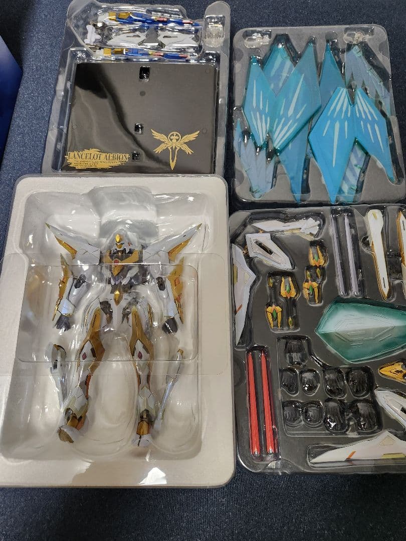 メタルビルド ランスロットアルビオン