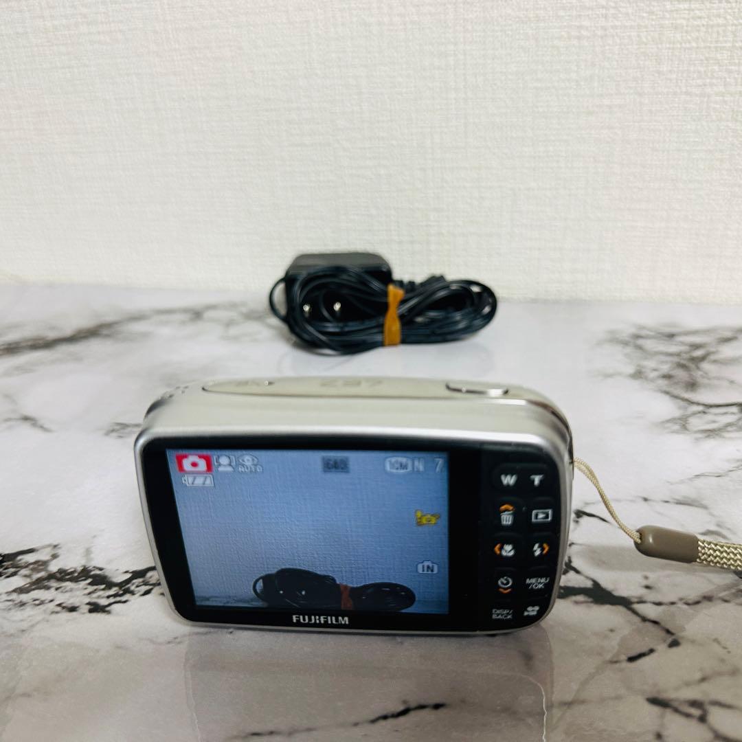 FUJIFILM FinePix Z37 コンデジ