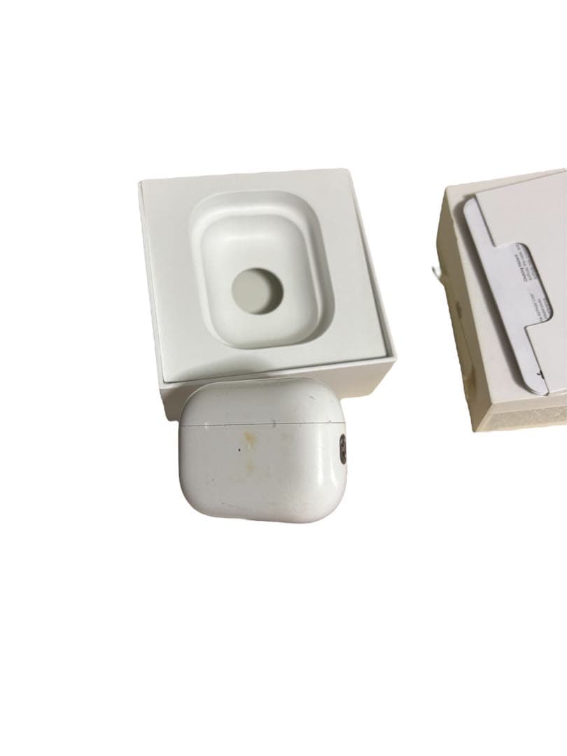 AirPods本体 ホワイト 充電ケース・箱のみ