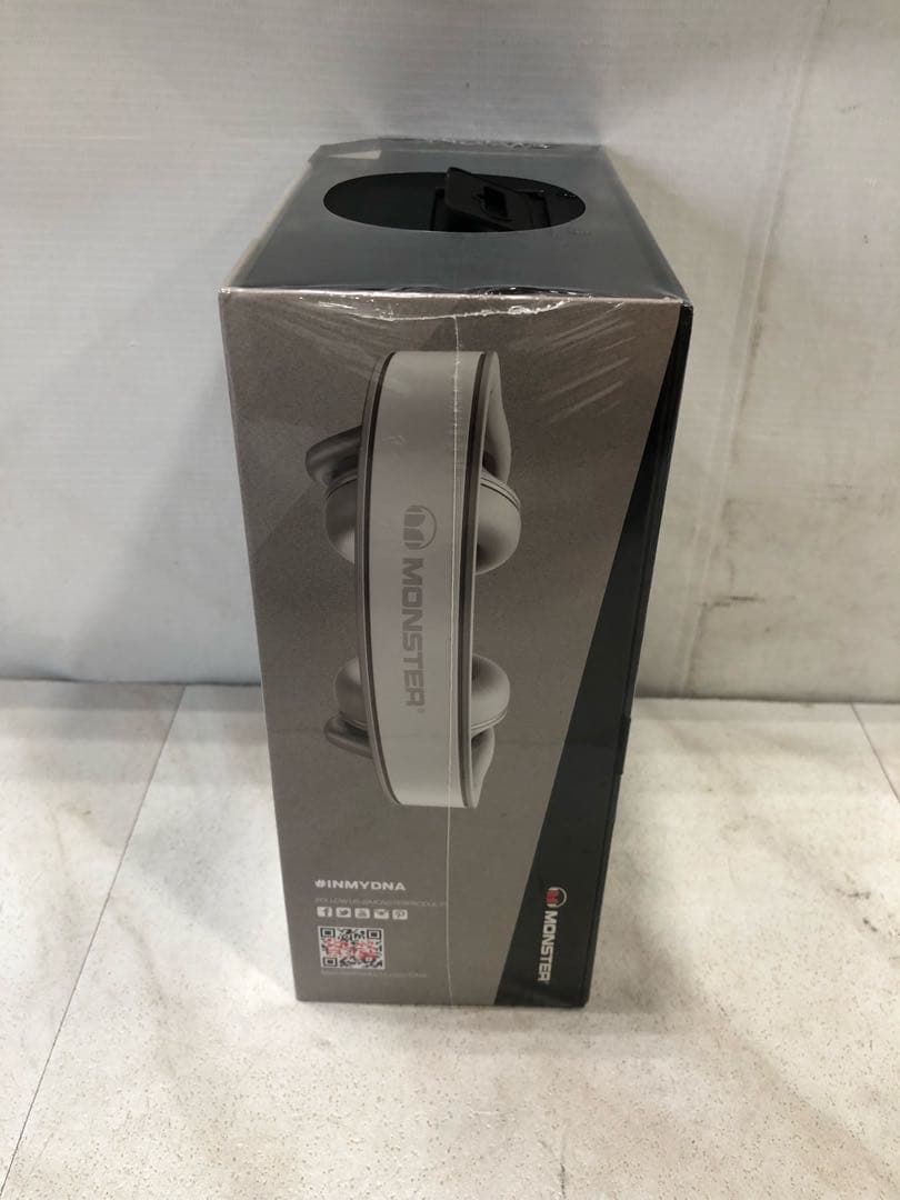 HF83【新品未開封】モンスター　ヘッドホンDNA