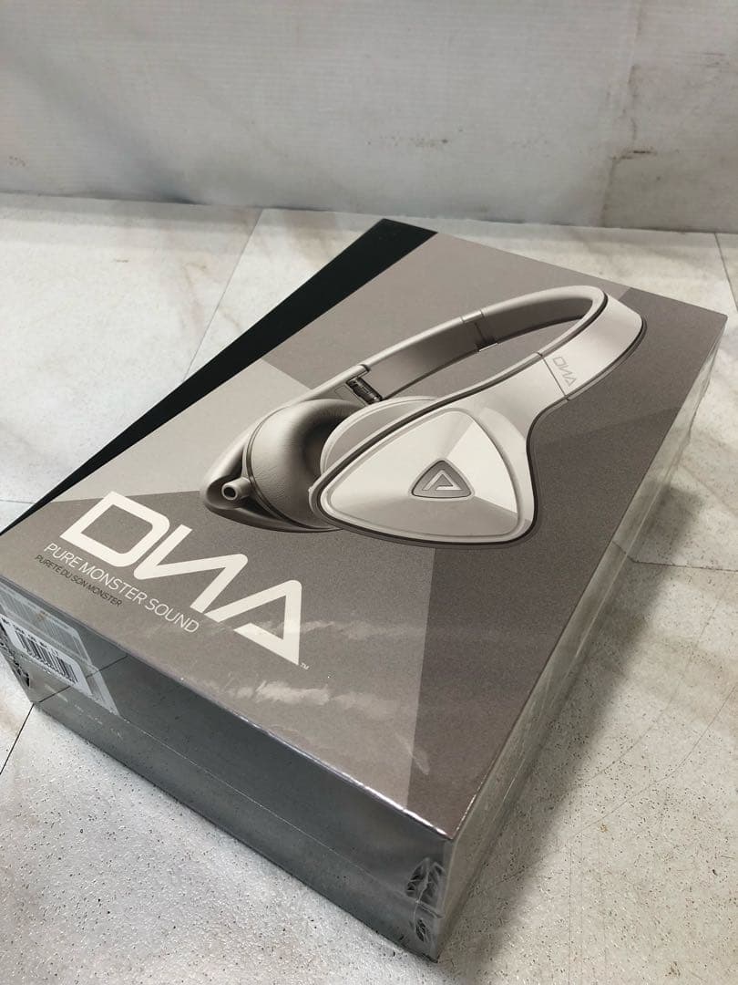 HF83【新品未開封】モンスター　ヘッドホンDNA