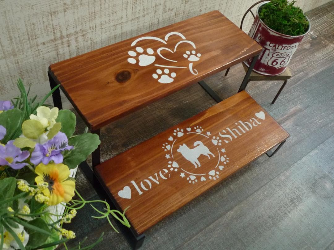 ♥️ご予約⭐柴犬ちゃん柄♥️アイアンレッグ2段棚⭐ウォルナット♥️--168