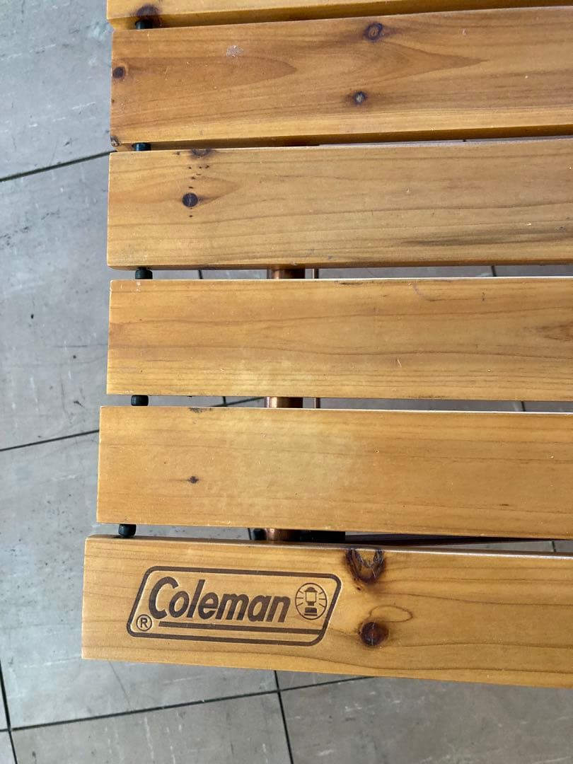 Coleman 折りたたみ木製テーブル
