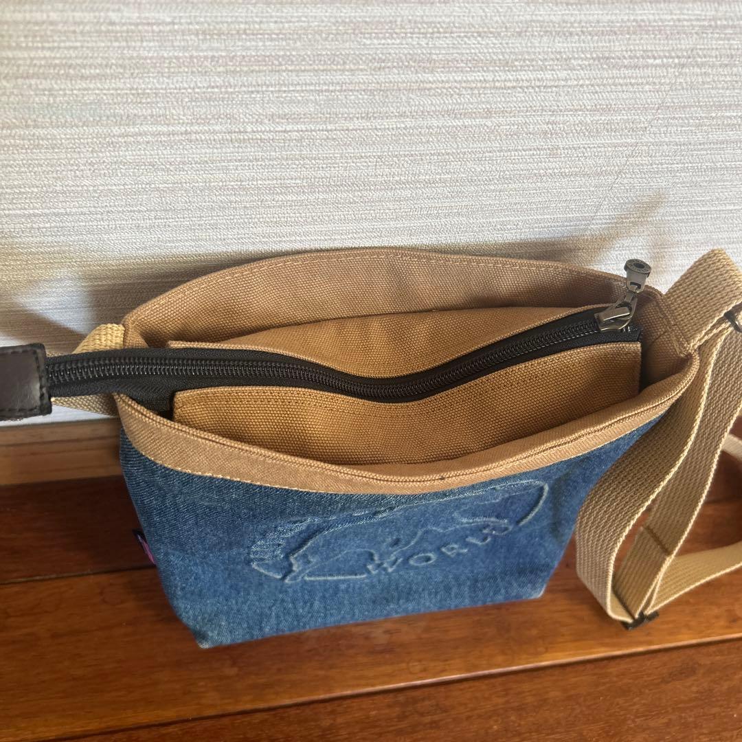 ハンティングワールド　ショルダーバッグ