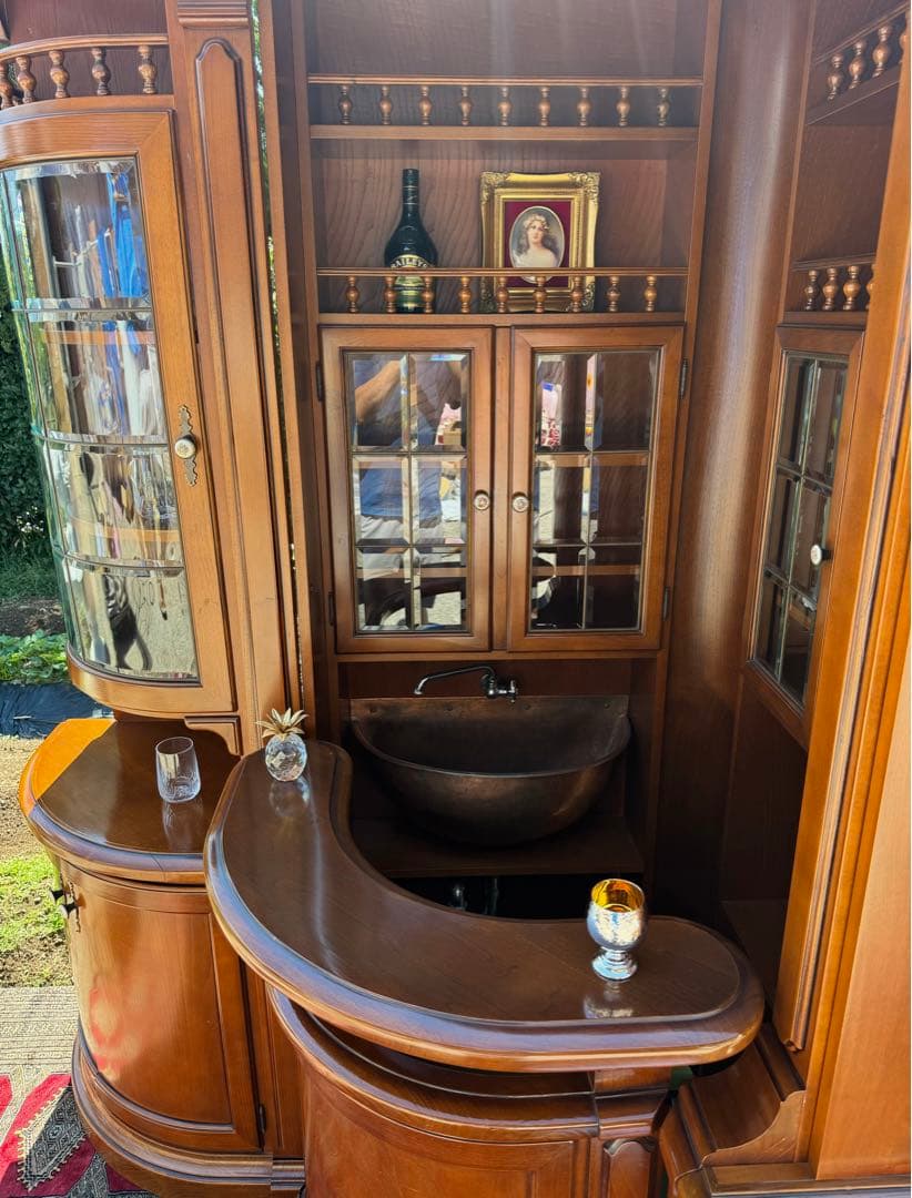 豪華バーキャビネット 希少な蛇口付 幅161×高229cm