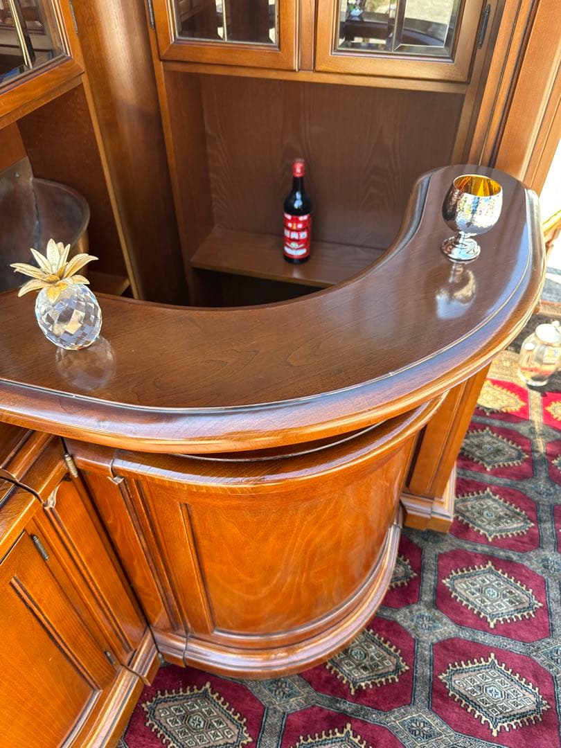 豪華バーキャビネット 希少な蛇口付 幅161×高229cm