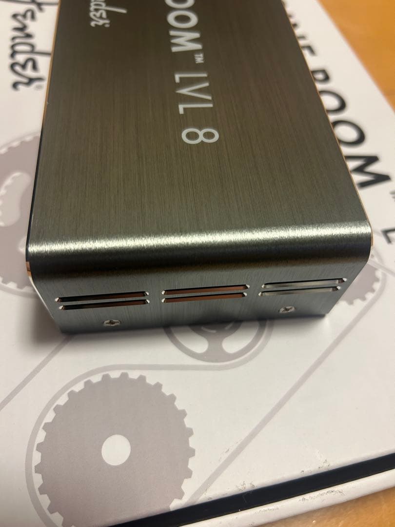 Fender ENGINE ROOM LVL 8 エフェクター