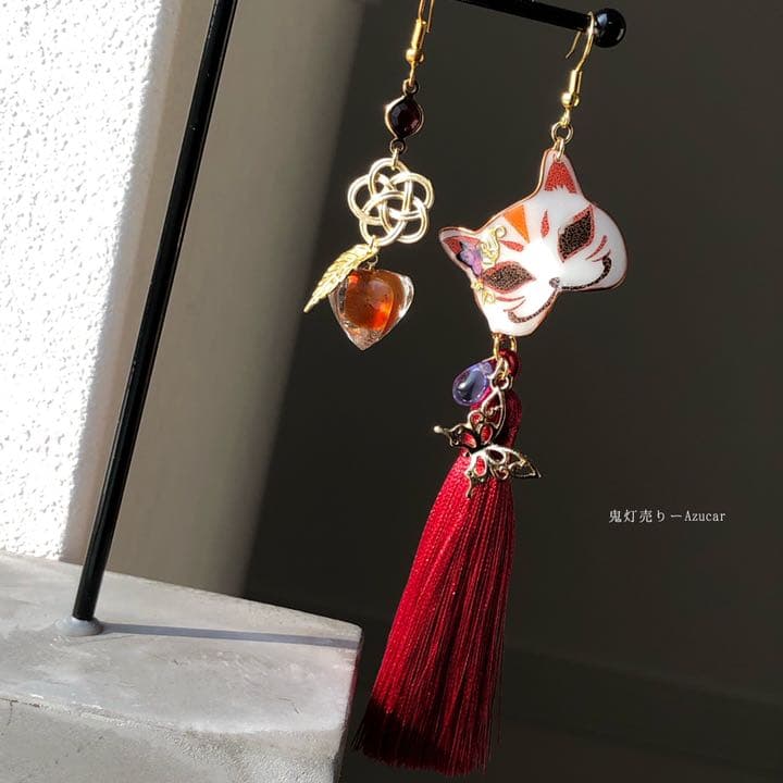 猫面と鬼灯　モルフォ蝶　レジンほおずき　和ゴス　水引　タッセル　ピアス