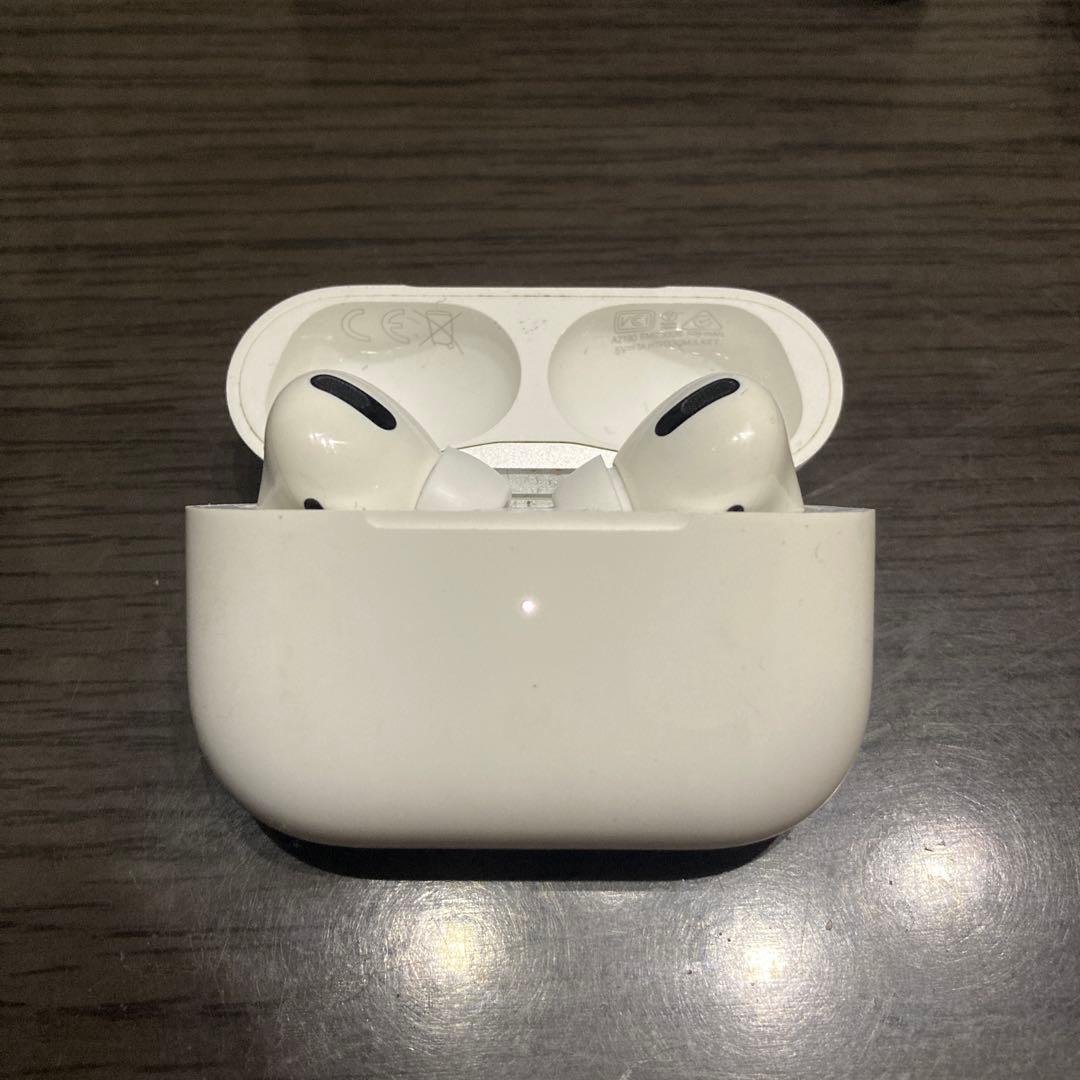 AirPods Pro第1世代 本体 充電ケーブル、ケースなど