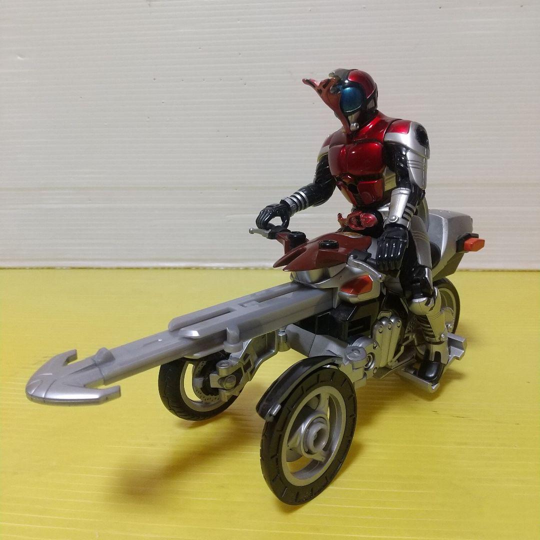 仮面ライダーカブト キャストオフセット