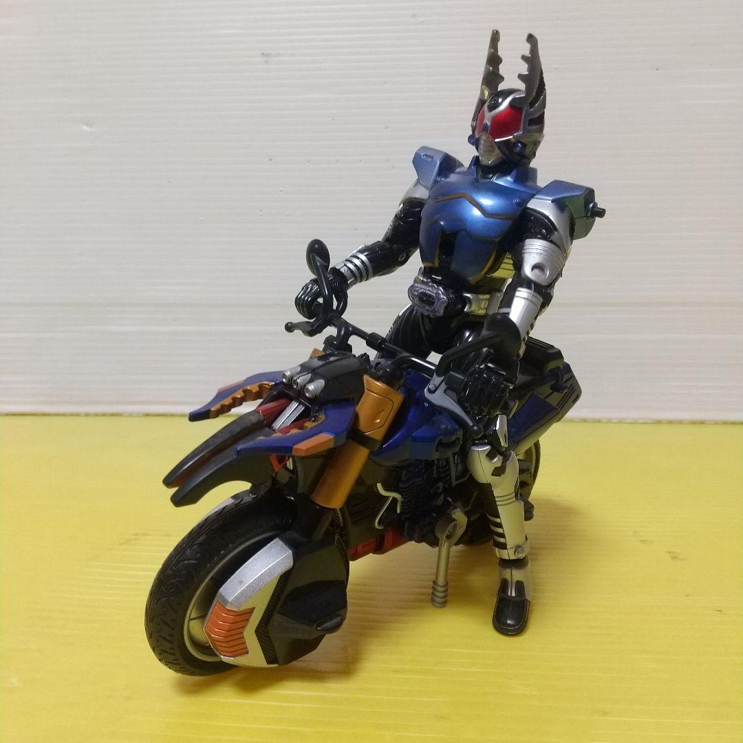 仮面ライダーカブト キャストオフセット