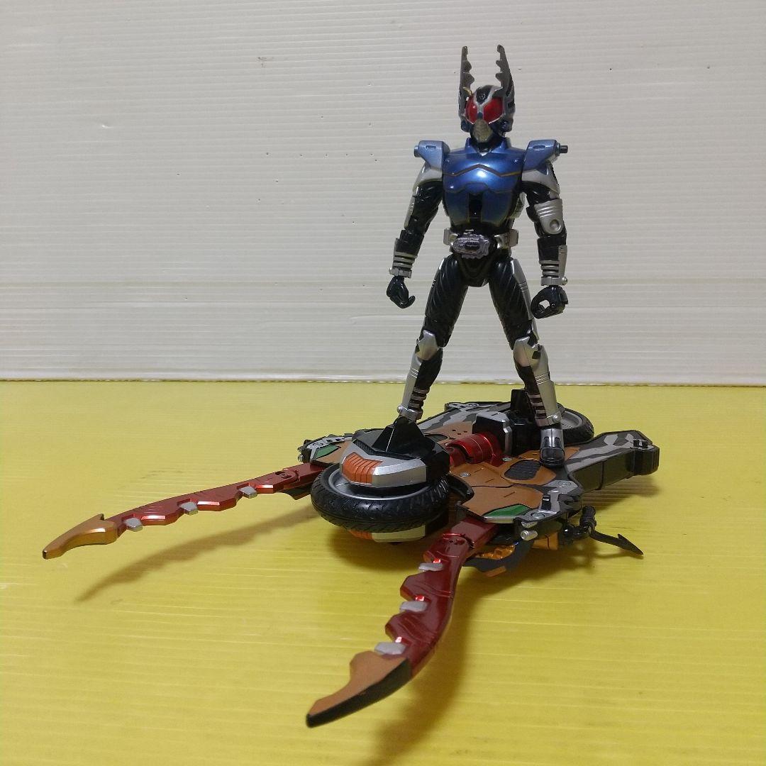 仮面ライダーカブト キャストオフセット