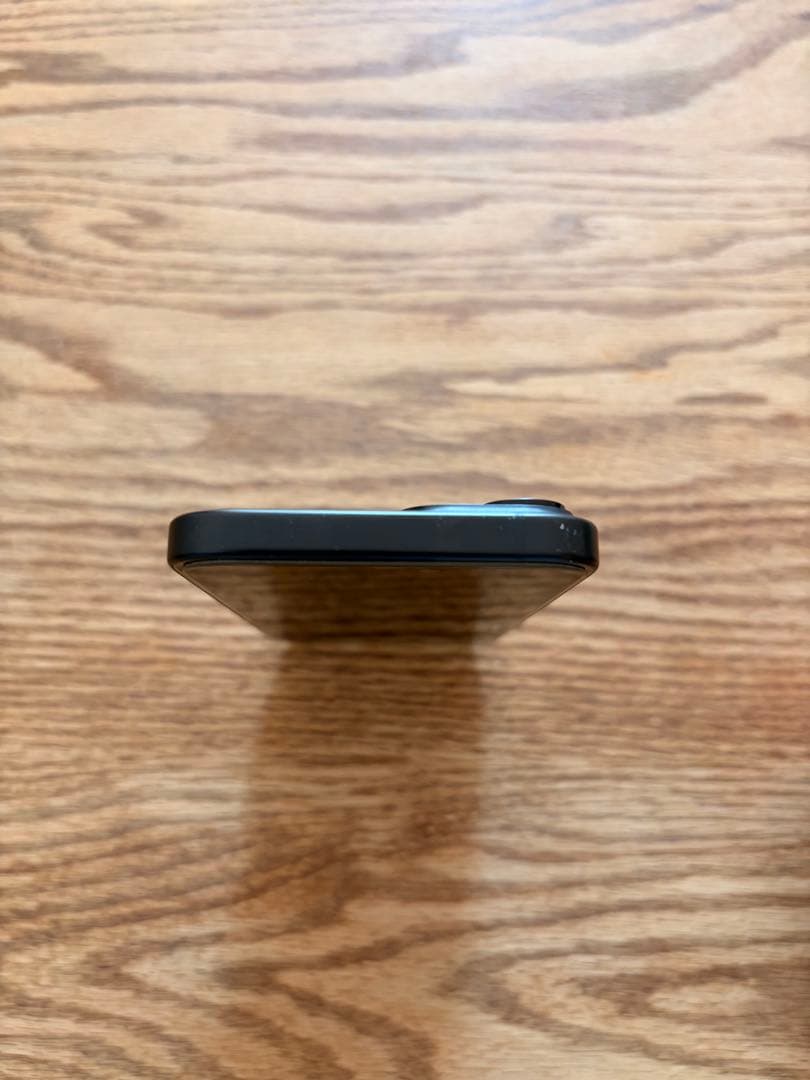 【ヤス】iPhone 15 256GB simフリー