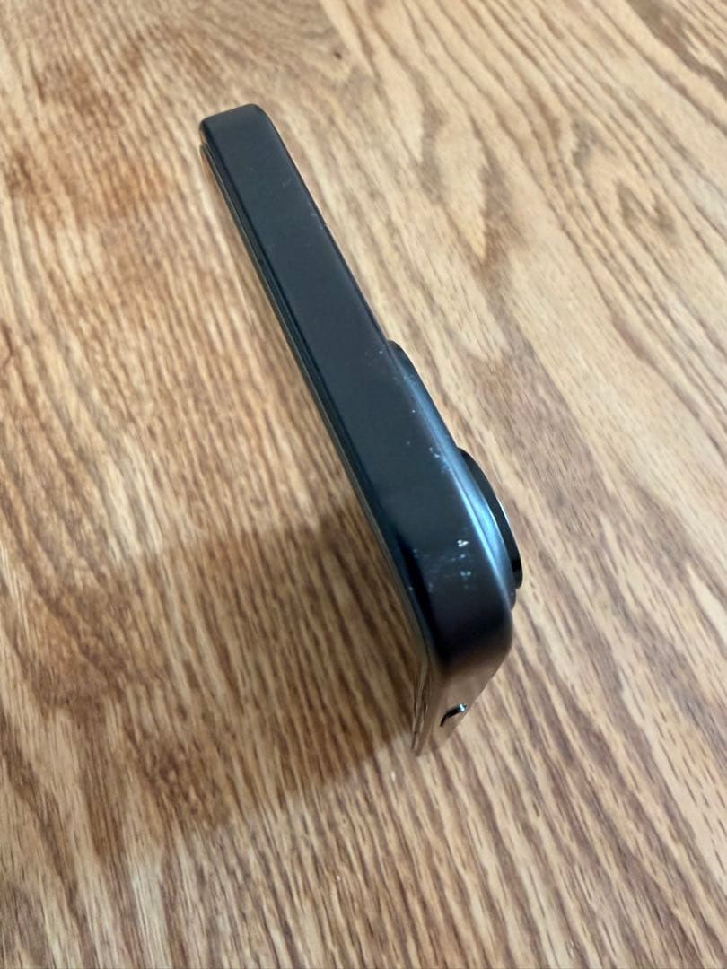 【ヤス】iPhone 15 256GB simフリー