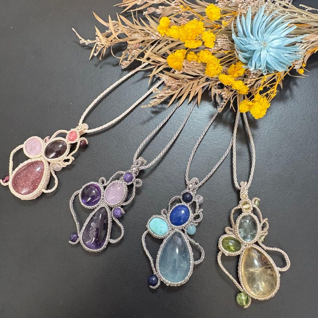 Sale♡ストロベリークォーツ×ガーネット×クンツァイトのマクラメネックレス