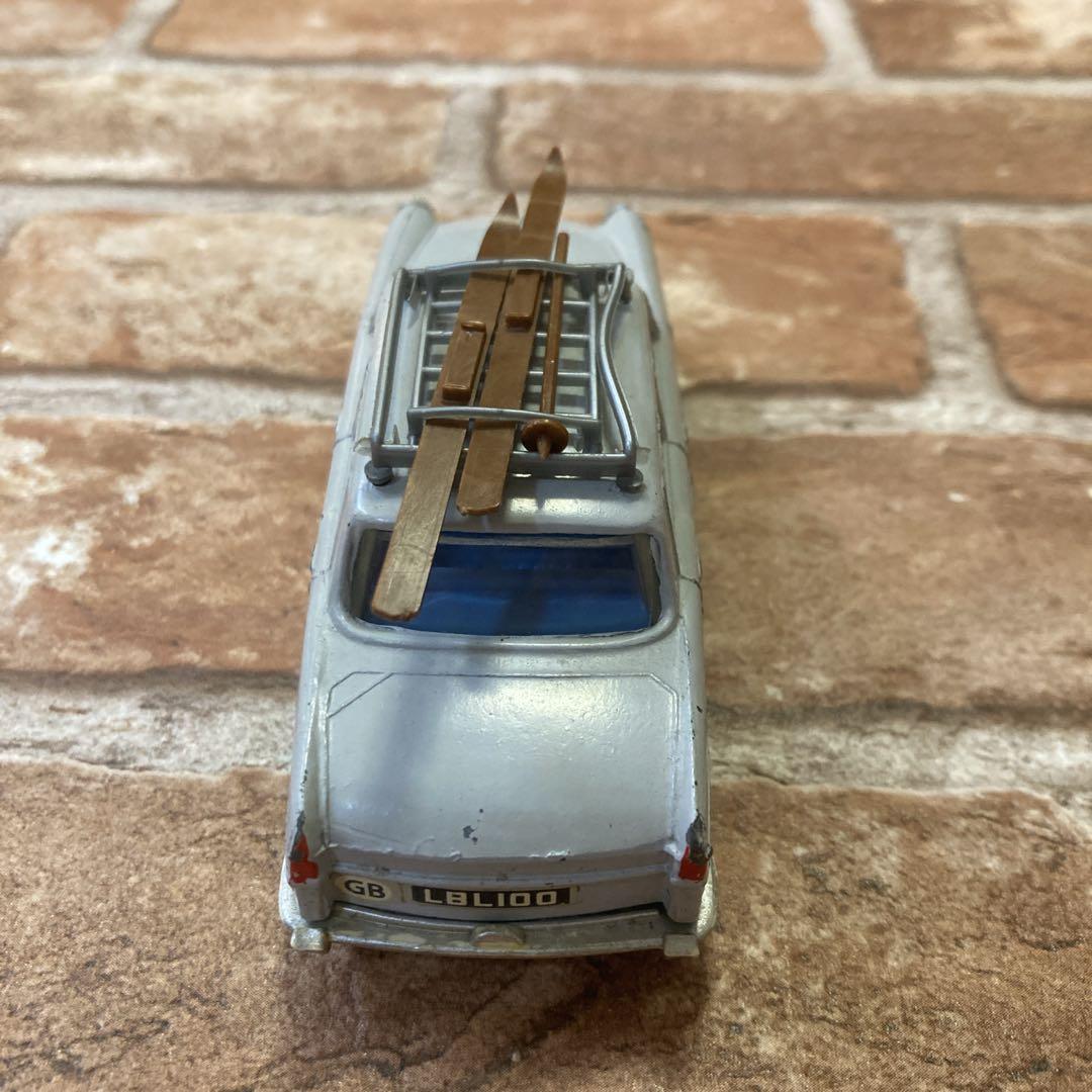 SPOT-ON AUSTIN A60 CAMBRIDGE 1/42スケール