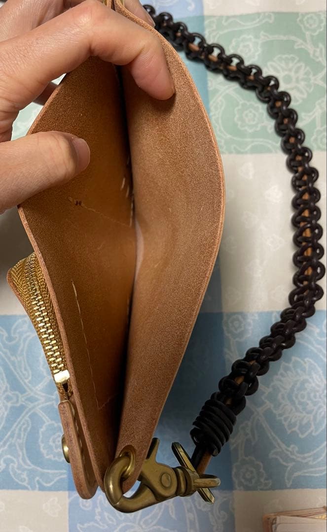 トラッカーウォレット　ミドルサイズ　お札楽々　黒ナチュラル　ウォレットロープ