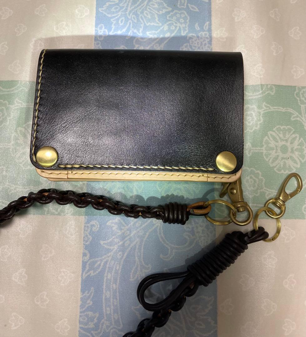 トラッカーウォレット　ミドルサイズ　お札楽々　黒ナチュラル　ウォレットロープ