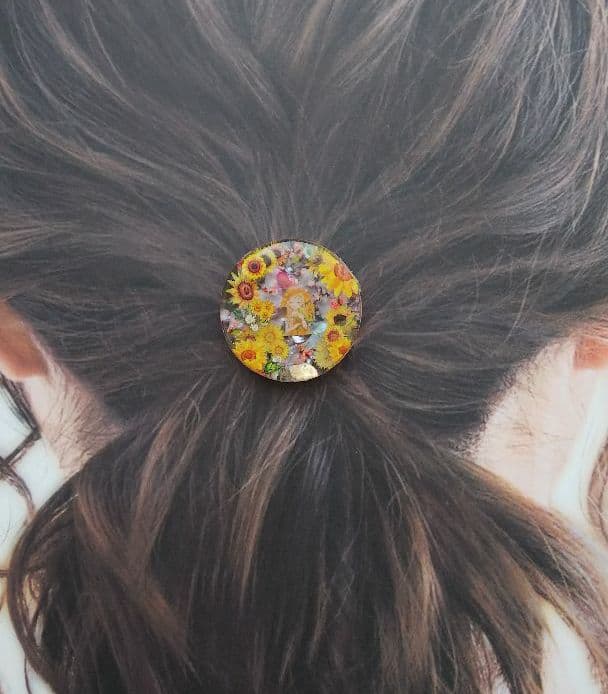 ひまわりガールラウンドレジンヘアゴム ポニーフック。