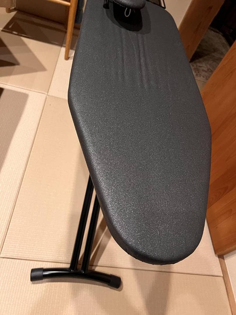 高さ調節可能な多機能スタンド式アイロン台