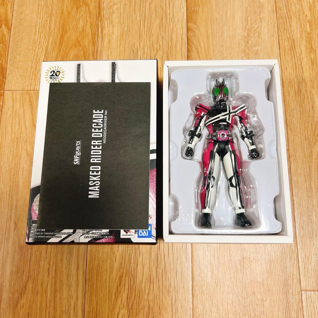 s.h.figuarts 真骨彫製法 仮面ライダーディケイド ネオVer.