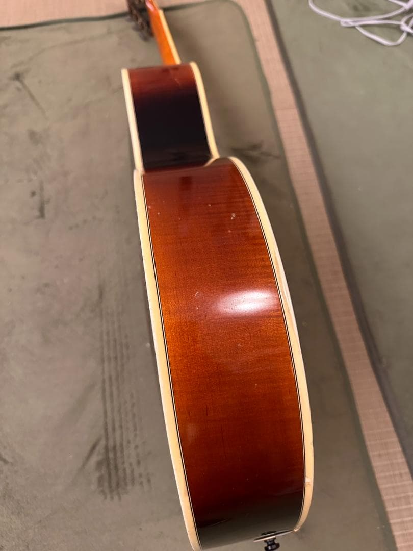 LOAR LH-700 Vintage Sunburst ピックギター　音確認済