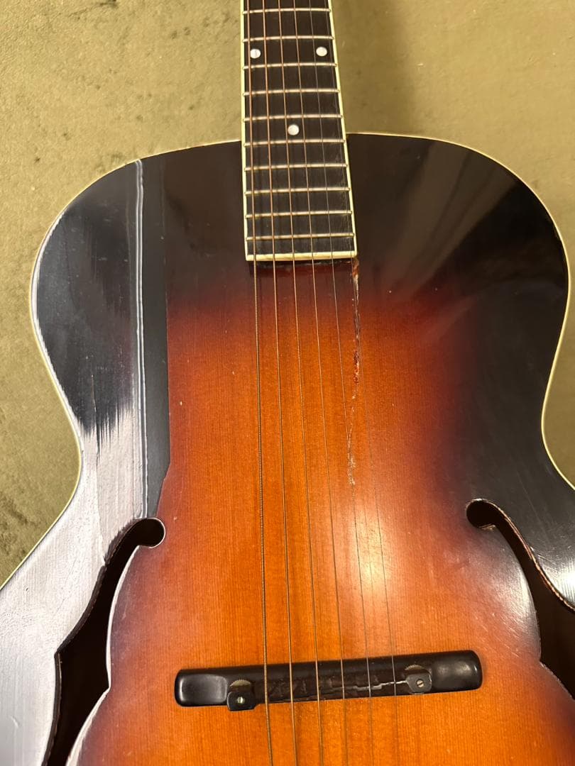 LOAR LH-700 Vintage Sunburst ピックギター　音確認済