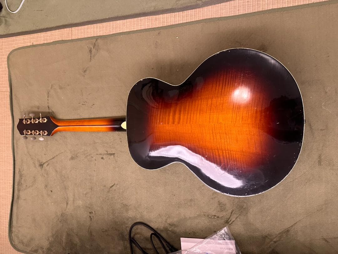 LOAR LH-700 Vintage Sunburst ピックギター　音確認済