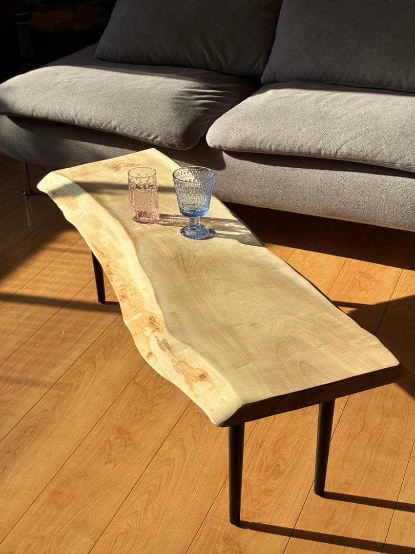 【一点もの】国産栃（トチ）一枚板センターテーブル　極上の光沢と白木の美しさ