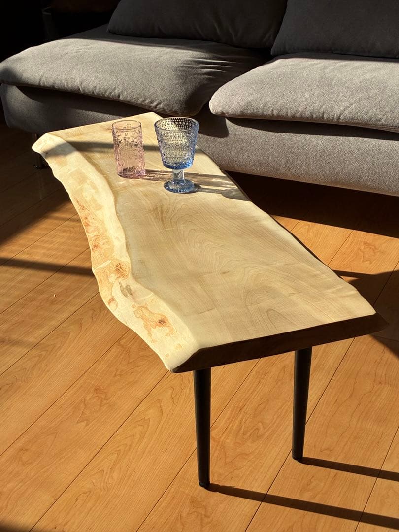 【一点もの】国産栃（トチ）一枚板センターテーブル　極上の光沢と白木の美しさ