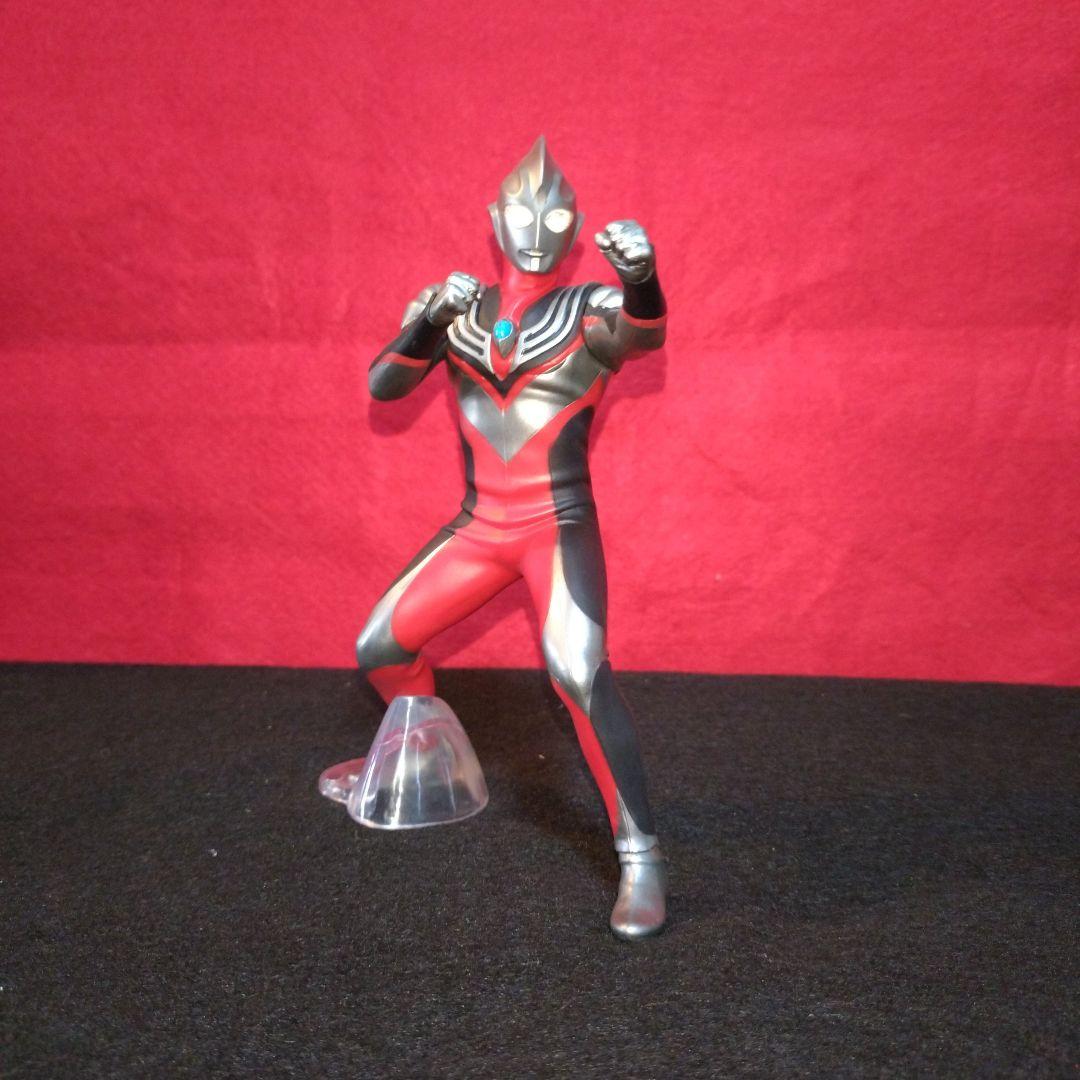 ウルトラマンフィギュア 英雄勇像8体