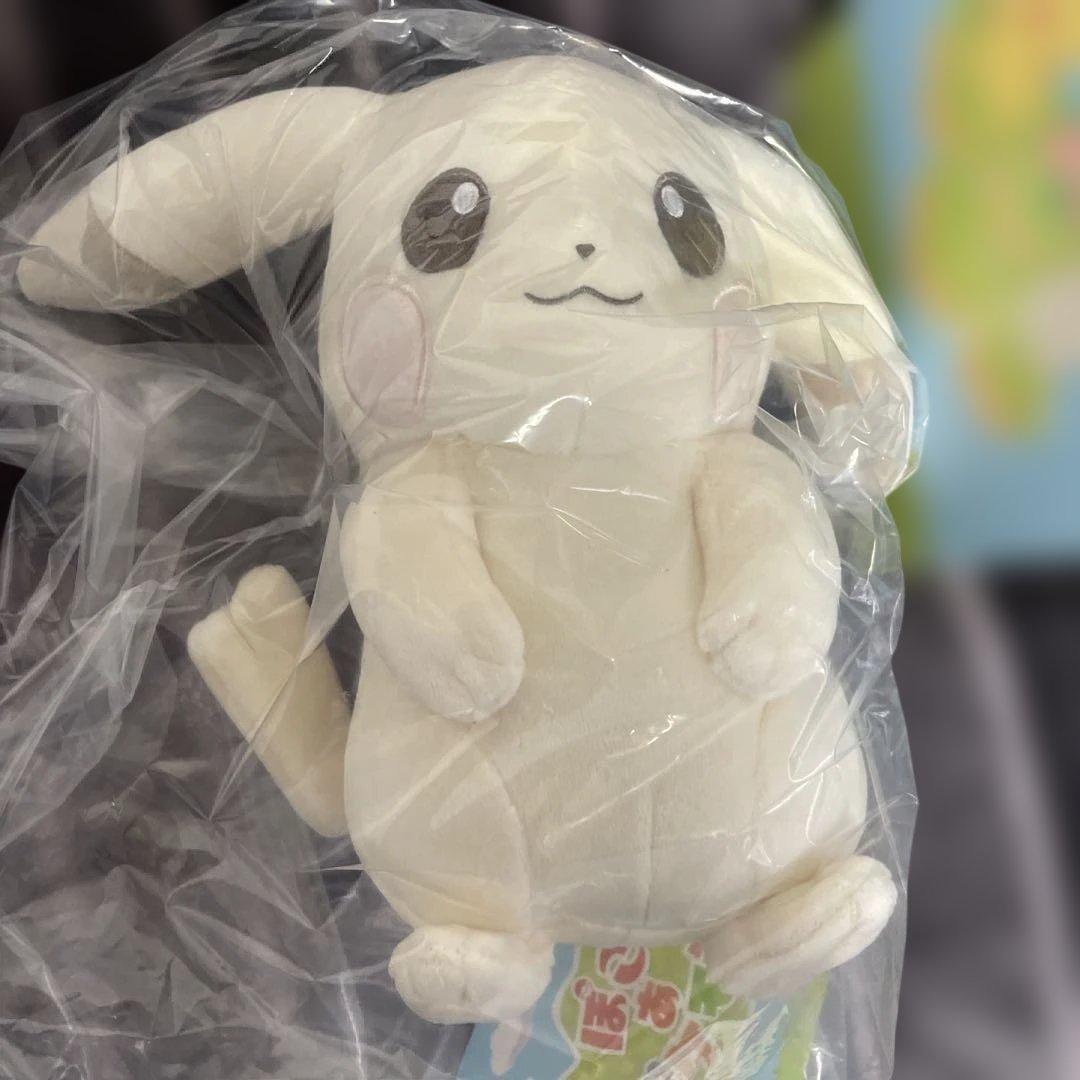 ピカチュウ(うすいろ)　LEDライト・ぬいぐるみ【2点セット】