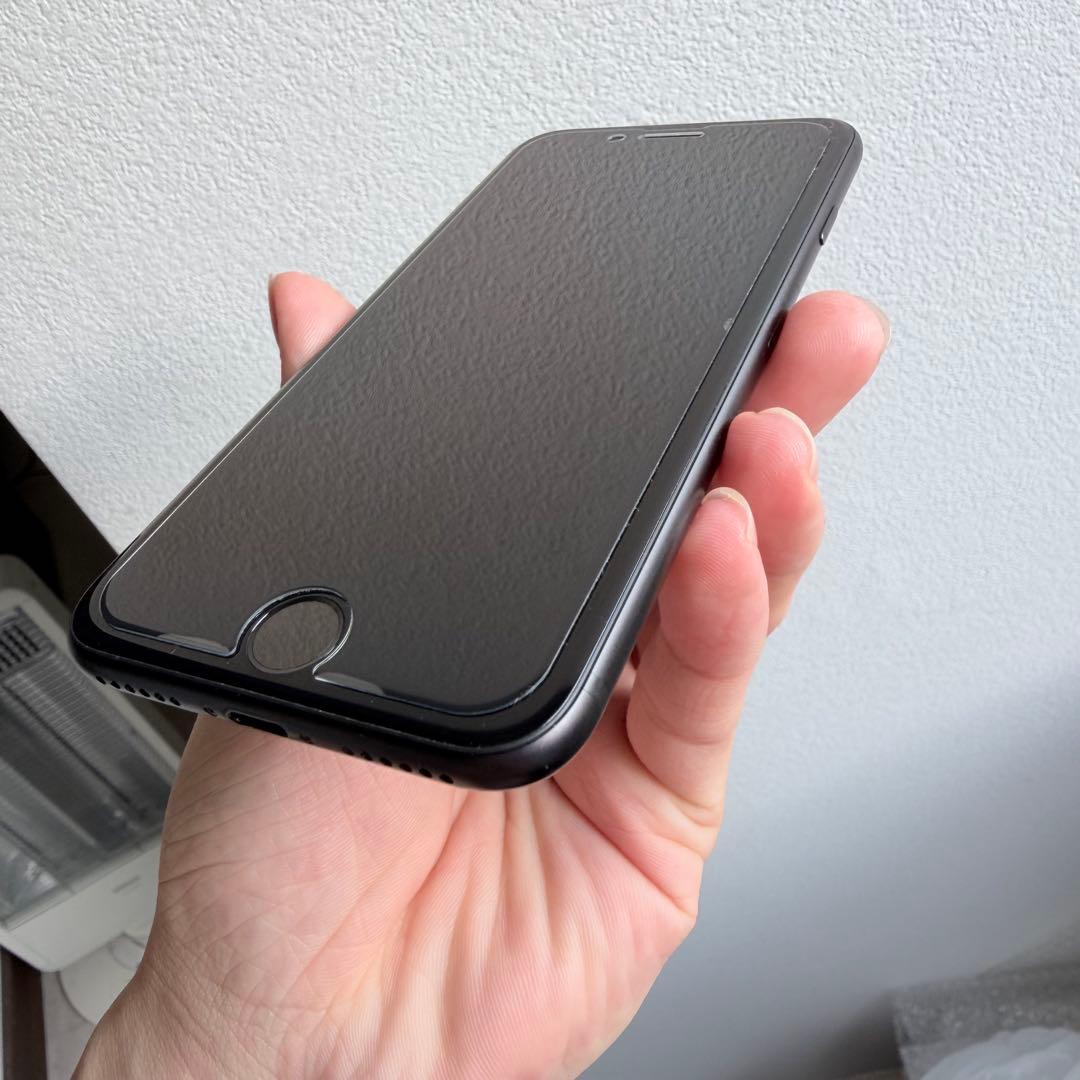 iPhone SE 第2世代 純正バッテリー 87%