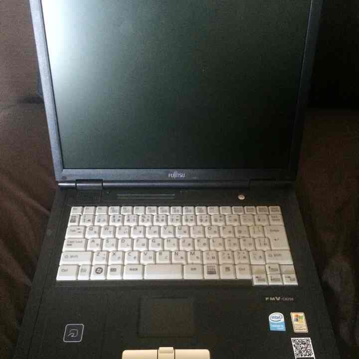 FUJITSU ノートパソコン