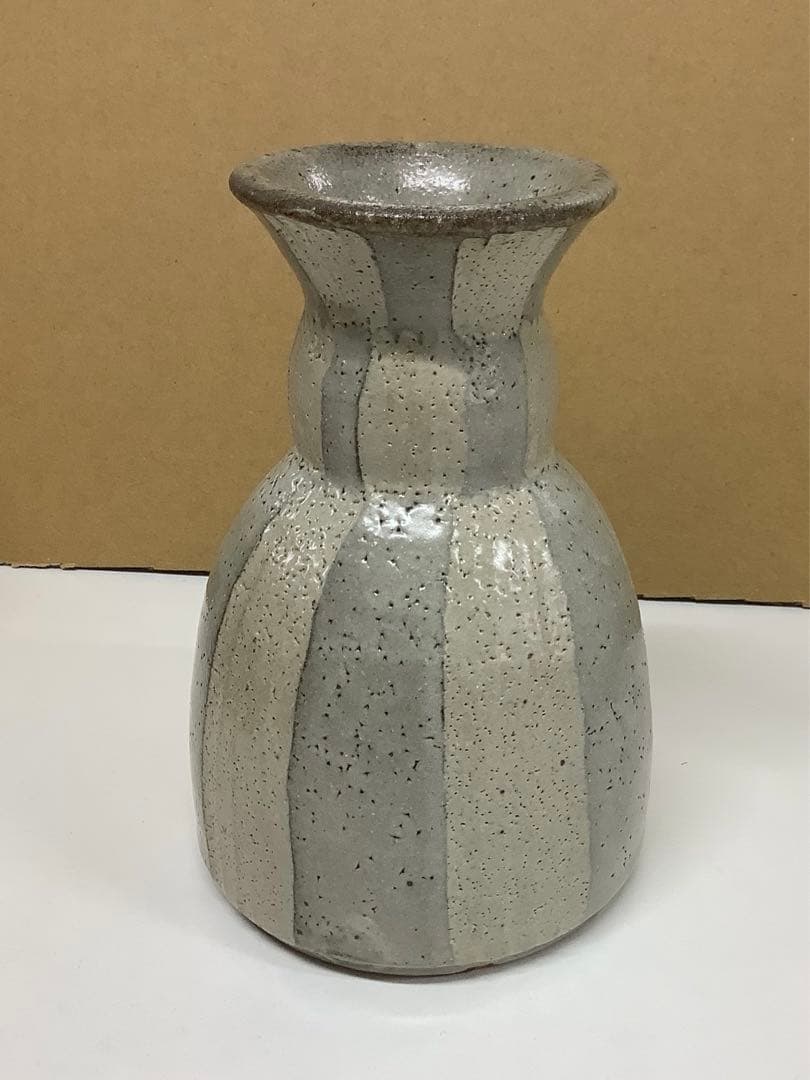 濱田友緒 地釉縞花瓶　木箱付き