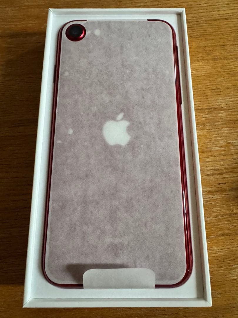【新品未使用】iPhone SE（第3世代）256GB レッド｜純正箱・備品付き