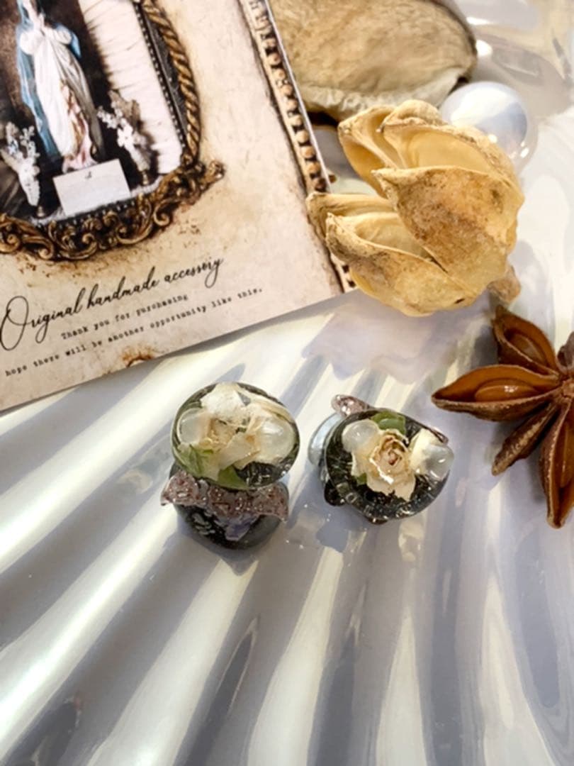 リオン様 お取り置き【No.110】薔薇入り 蓄光 悪魔の羽 まねきねこ