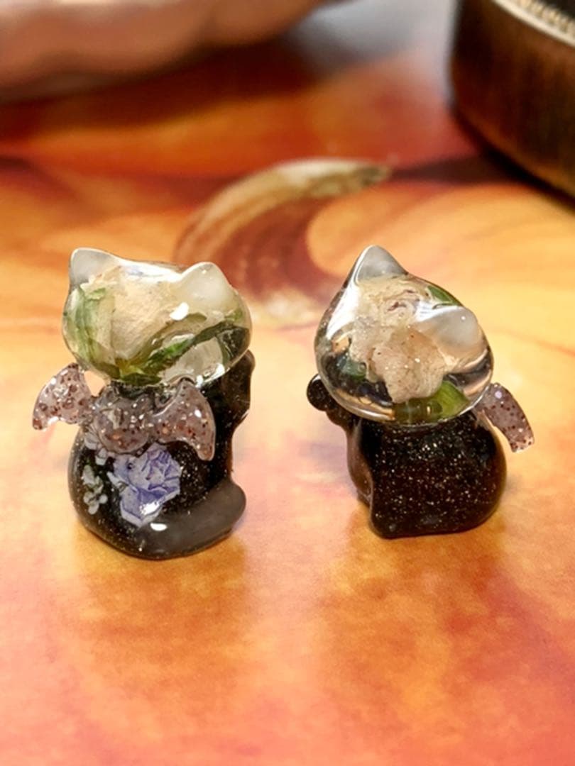 リオン様 お取り置き【No.110】薔薇入り 蓄光 悪魔の羽 まねきねこ